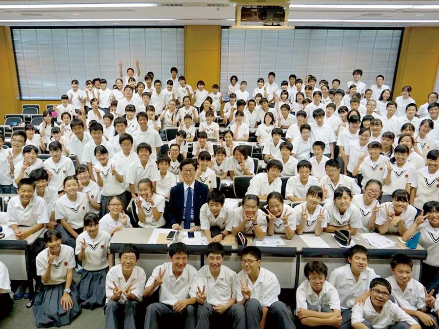 日本大学医学部 進路の開拓 ～君には全ての道が用意されている～